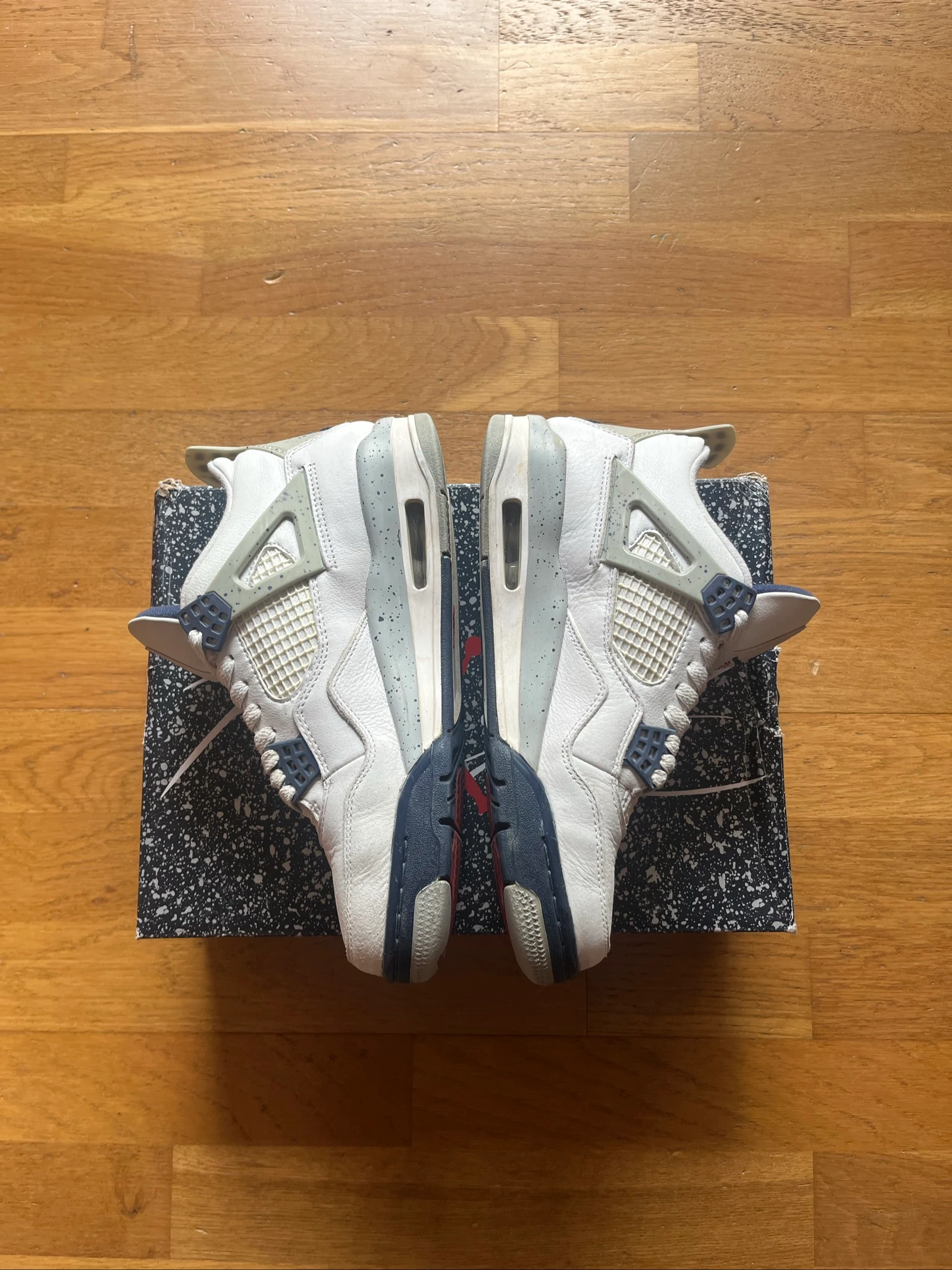 Air Jordan 4 Midnight Navy – photo 4